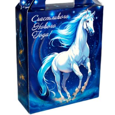 Сладкий новогодний подарок в картонной упаковке весом 800 грамм